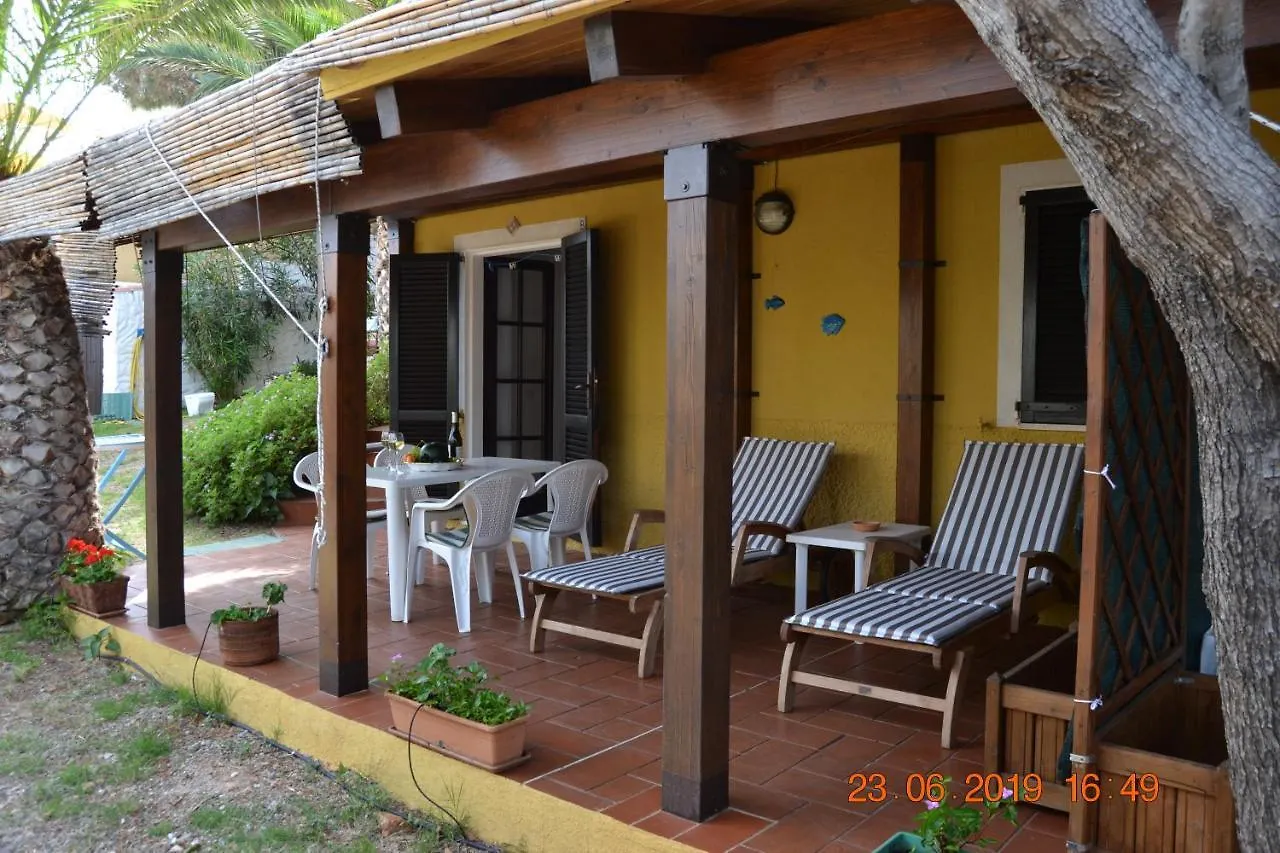 Apartment Appartamenti Al Mare Sant'Antioco Italy