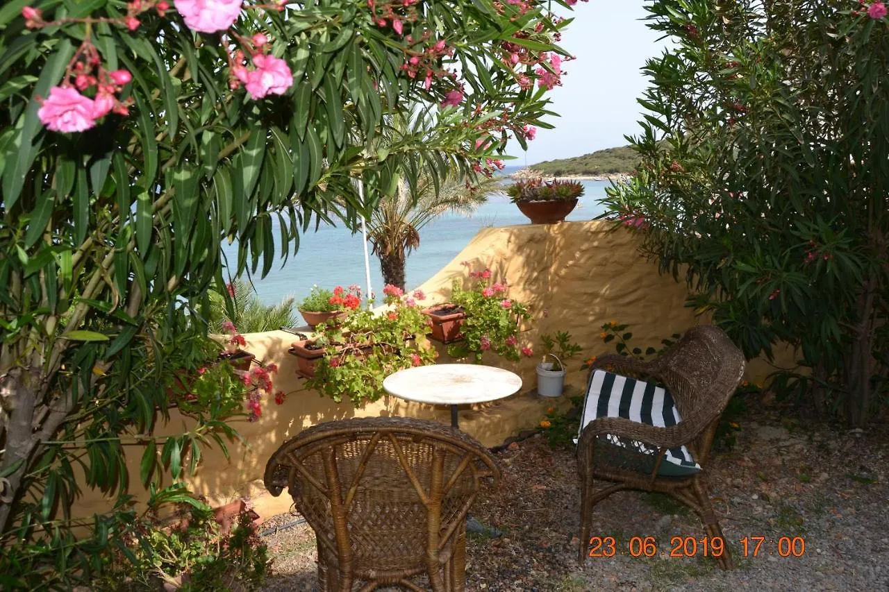 Apartment Appartamenti Al Mare Sant'Antioco